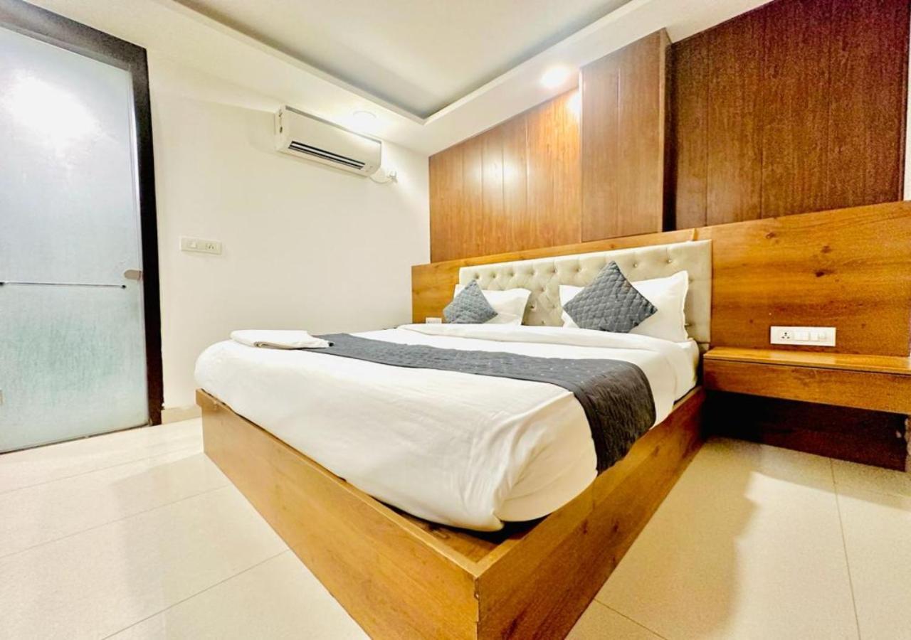 Hotel The Glory Near Delhi International Airport New Delhi Luaran gambar